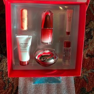 SHISEIDO SET